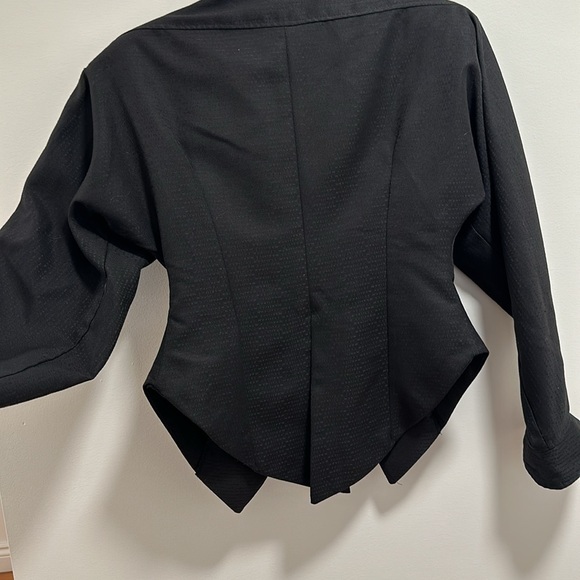 VINTAGE 2 pc womens skirt suit - Picture 6 of 8